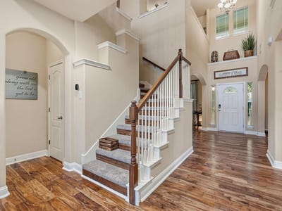 Property photo 5 at 241 Skinner - 5 bed 2 bath home
