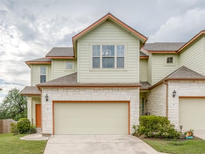 Living area at 2410 Great Oaks DR Unit #301 - 3 bed 2 bath home