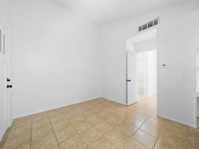 Primary bedroom at 2410  Longview St  #D-301 - 1 bed 1 bath home