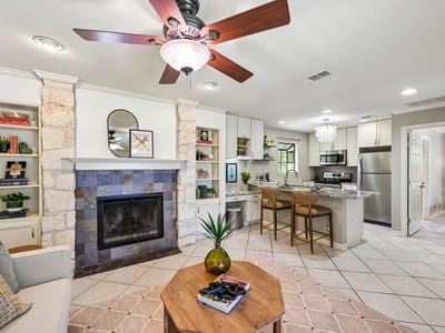 Property photo 2 at 2412 Enfield RD Unit #8 - 1 bed 1 bath home
