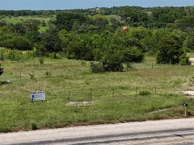 Photo 2 of 18 at 2416 Eddy Gatesville PKWY - Bruceville-Eddy, Bruceville-Eddy, TX