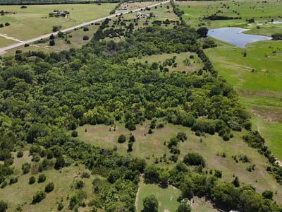Photo 5 of 18 at 2416 Eddy Gatesville PKWY - Bruceville-Eddy, Bruceville-Eddy, TX