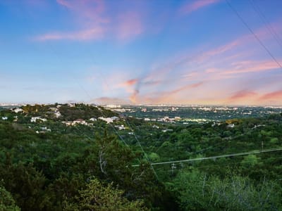 Property photo 4 at 2417 Never Bend CV - 6 bed 5 bath home