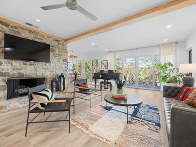 Living area at 2419 Trail Of Madrones - 3 bed 2 bath home