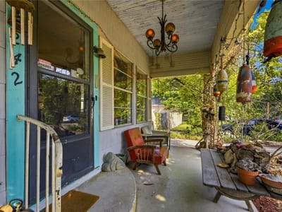 Primary bedroom at 242 S Sycamore Ave - 3 bed 2 bath home