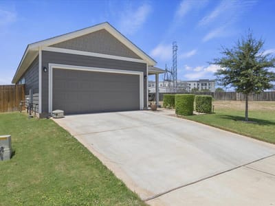 Property photo 3 at 242 Trailside LN - 3 bed 2 bath home