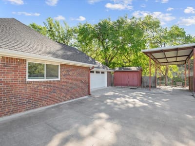 Property photo 3 at 2422 Smith Bluff RD - 4 bed 4 bath home