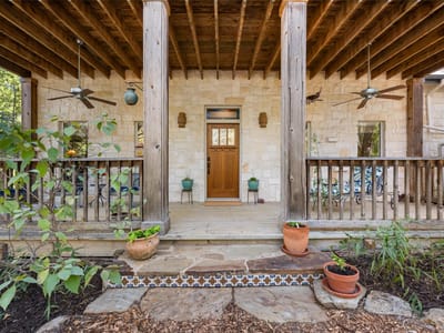 Photo 5 of 40 at 2422 Stagecoach Ranch RD - 4 bed 3 bath home