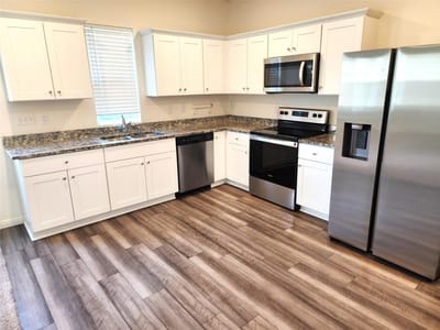 Kitchen at 243 Waterbuck LOOP - 3 bed 2 bath home