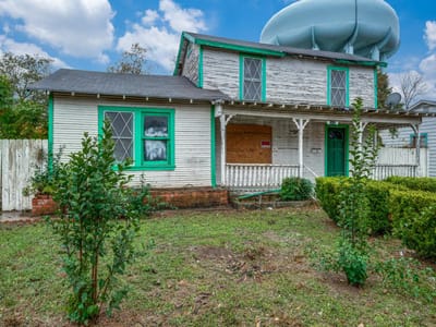Photo 3 of 8 at 2430 Steves Ave - 3 bed 1 bath home