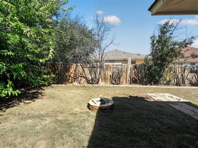 Photo 4 of 40 at 2436 Butler Way - 4 bed 2 bath home