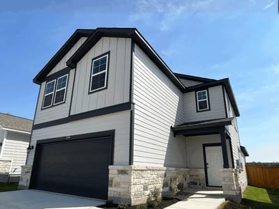 Property photo 2 at 244 Firefox WAY - 4 bed 2 bath home