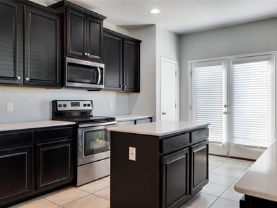 Property photo 3 at 245 E Broade ST - 4 bed 3 bath home