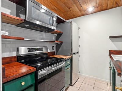 Bathroom at 2450 Ashdale Dr Unit #D-106 - 1 bed 1 bath home