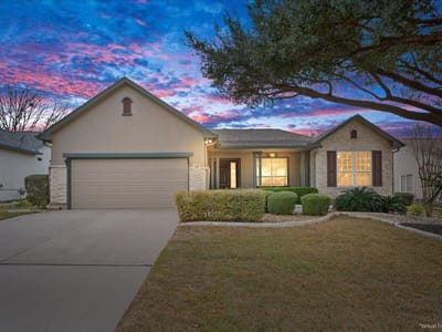 Living area at 246 Red Poppy TRL - 2 bed 2 bath home