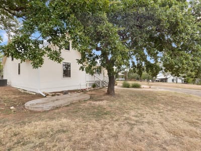 Photo 3 of 16 at 247 Sunday CIR - 3 bed 2 bath home