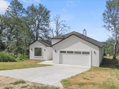 Property photo 2 at 248 Kaukonahua LN - 4 bed 3 bath home