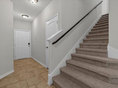 Property photo 5 at 249 Shale CIR - 5 bed 3 bath home