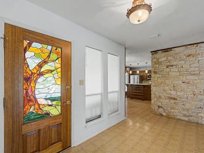 Bathroom at 25 Shady Grove LN - 4 bed 3 bath home