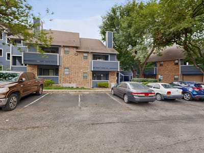 Property photo 3 at 2500 Burleson RD Unit #506 - 1 bed 1 bath home