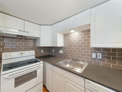 Property photo 2 at 2500 Burleson RD Unit #512 - 1 bed 1 bath home