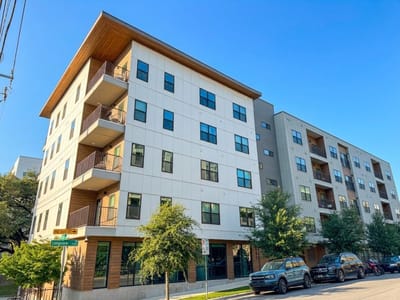 Property photo 2 at 2500 Longview ST Unit #302 - 2 bed 2 bath home