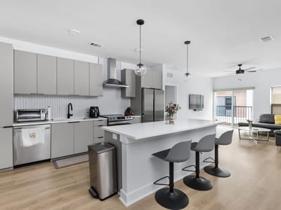 Primary bedroom - 2500 Longview St Unit #405 Primary bedroom at 2500 Longview St Unit #405 - 2 bed 2 bath home
