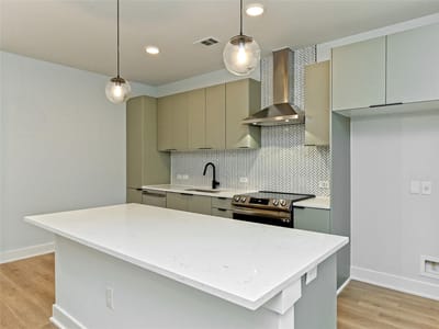 Primary bedroom - 2500 Longview St Unit #518 Primary bedroom at 2500 Longview St Unit #518 - 2 bed 2 bath home