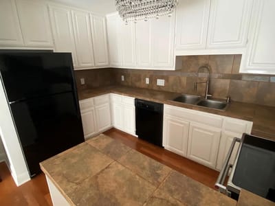Primary bedroom at 2500 Steck Ave Unit #7 - 1 bed 1 bath home