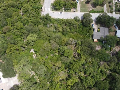 Property photo 4 at 2502 Douglas ST - Burleson Road Heights, Austin, TX