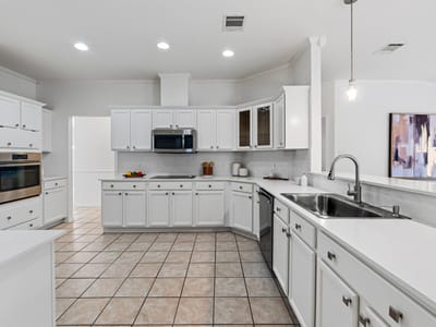 Property photo 3 at 2502 Vernell WAY - 4 bed 2 bath home