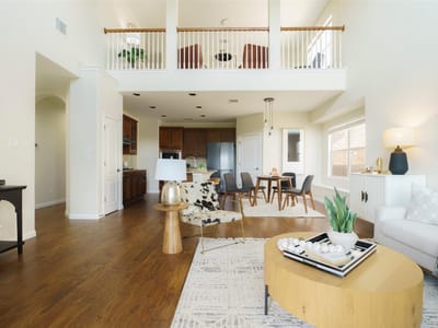 Living area at 2505 Golden Gate PARK - 4 bed 2 bath home