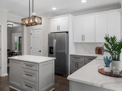 Bathroom at 2508 Lipizzan Dr - 6 bed 4 bath home