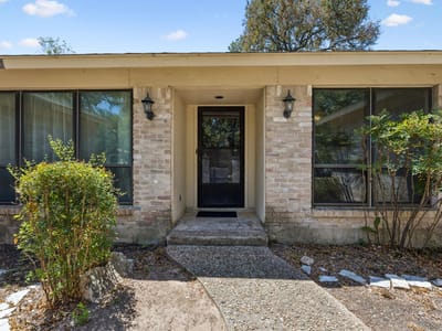 Property photo 4 at 2509 Toulouse DR - 4 bed 2 bath home