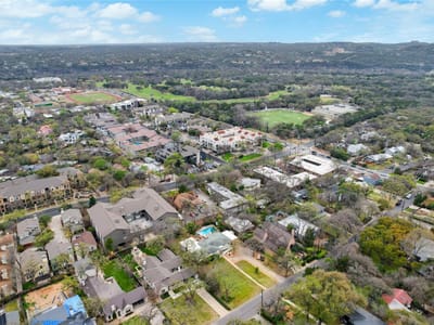 Property photo 4 at 2511 Bridle PATH - 5 bed 4 bath home