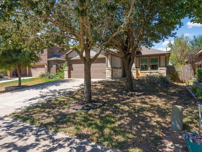 Property photo 2 at 2514 Garlic Creek DR - 3 bed 2 bath home