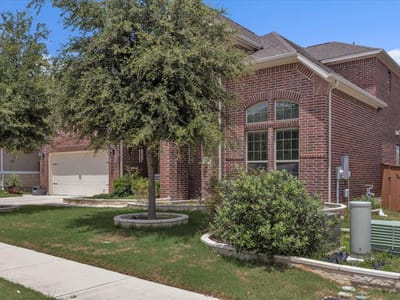 Living area at 2517 Cappelle WAY - 5 bed 4 bath home
