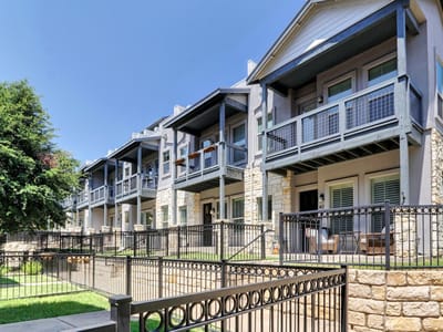 Living area at 2520  Bluebonnet Ln  #41 - 3 bed 3 bath home