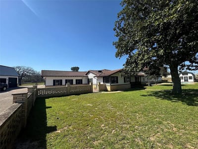 Property photo 5 at 2520 Hwy 304 - 6 bed 4 bath home