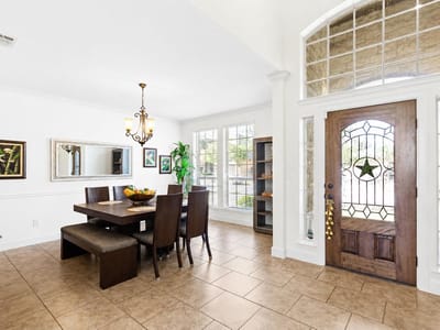 Living area at 2525 Quick Fort DR - 5 bed 3 bath home