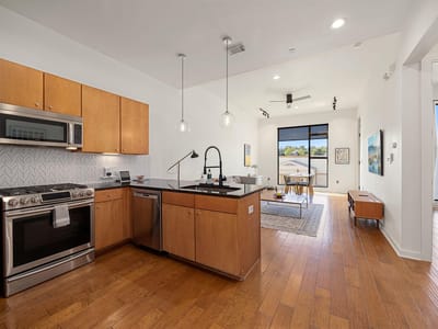 Property photo 4 at 2525 S Lamar BLVD Unit #206 - 1 bed 1 bath home