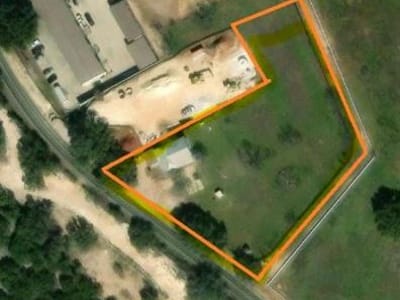 Primary bedroom at 25300 Haynie Flat RD - none, Spicewood, TX