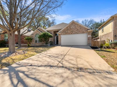 Kitchen at 2532 Arbor Dr - 3 bed 2 bath home