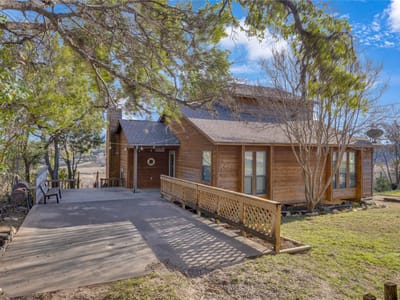 Living area at 25409 Pedernales Point Dr - 6 bed 3 bath home