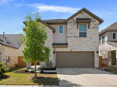 Living area at 256 Comfort Maple Lane - 4 bed 3 bath home