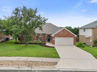 Living area at 2560 Deer Stand LOOP - 3 bed 2 bath home
