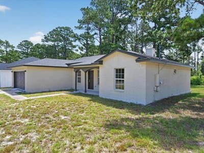 Kitchen at 258 Pine View LOOP - 4 bed 2 bath home