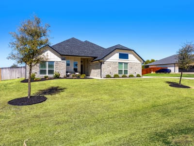 Living area at 259 Sand Flat LN - 4 bed 2 bath home