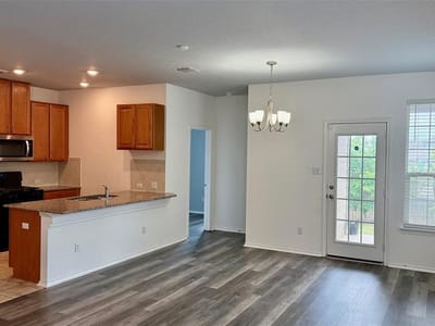 Photo 3 of 25 at 260 Sage Derby DR Unit #88 - 3 bed 2 bath home
