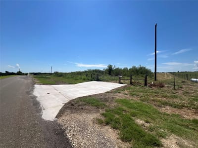 Primary bedroom at 2600 Cr 466 - Mendoza, Elgin, TX
